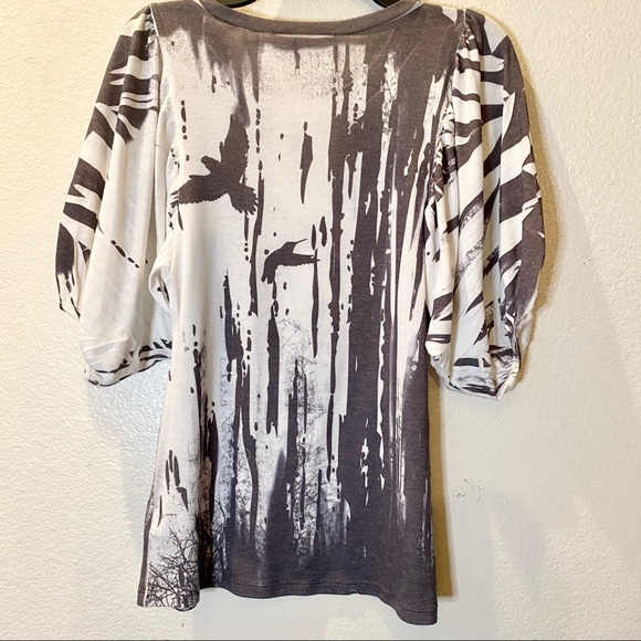 Monochrome Bird Patterned Forever 21 Top - Picture 3 of 4